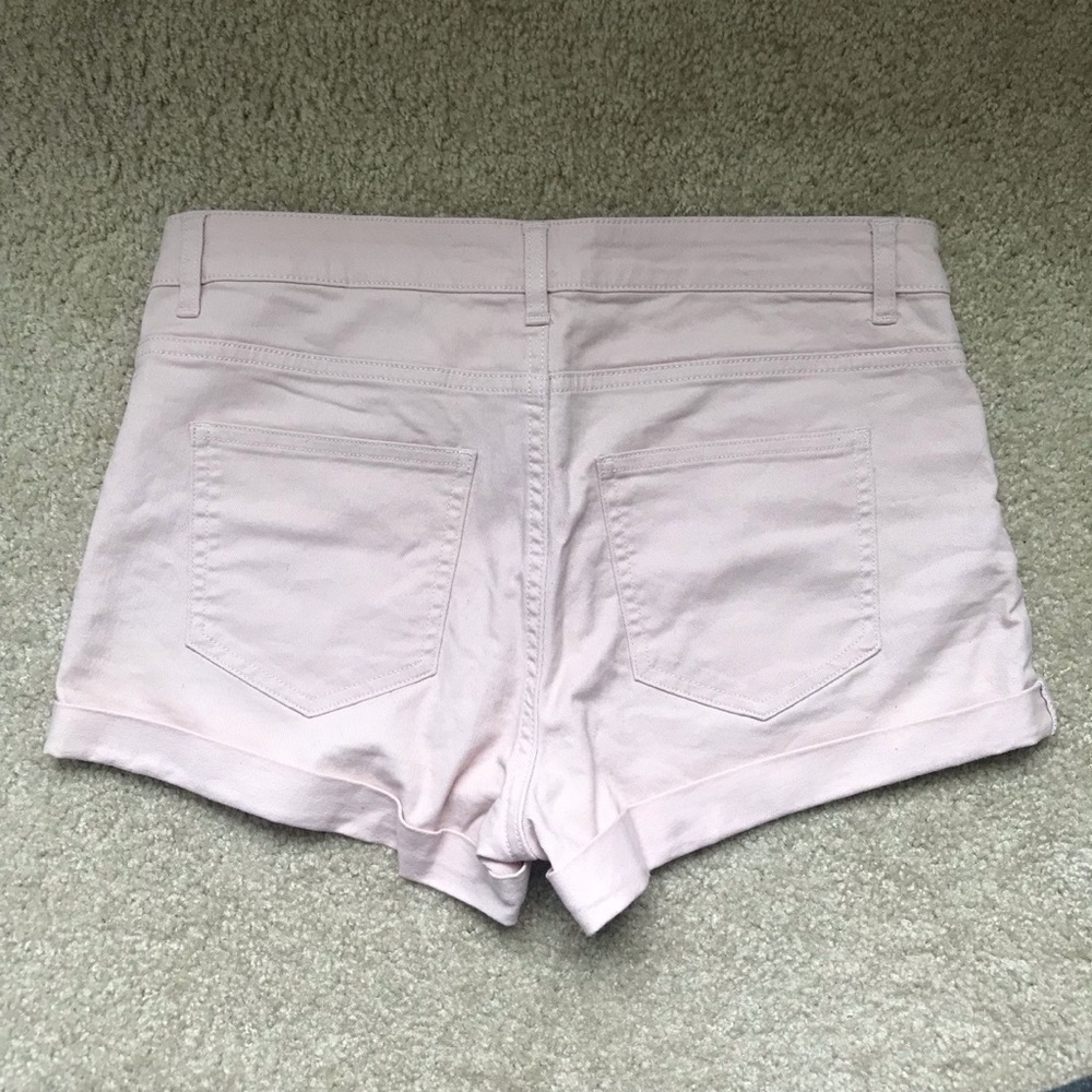 Pink shorts - Picture 2 of 3